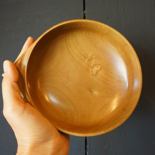 経年変化で緑から茶色へ 変化を楽しむ天然木のうつわ【木 皿 木製 食器