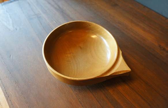 【木　皿　木製　食器　カレー皿】＃157　ホオノキ 1枚目の画像