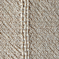 値下げ　シルクウールのキャンバス織のショール　草木染　白樺染め　ピュアベージュ色 6枚目の画像