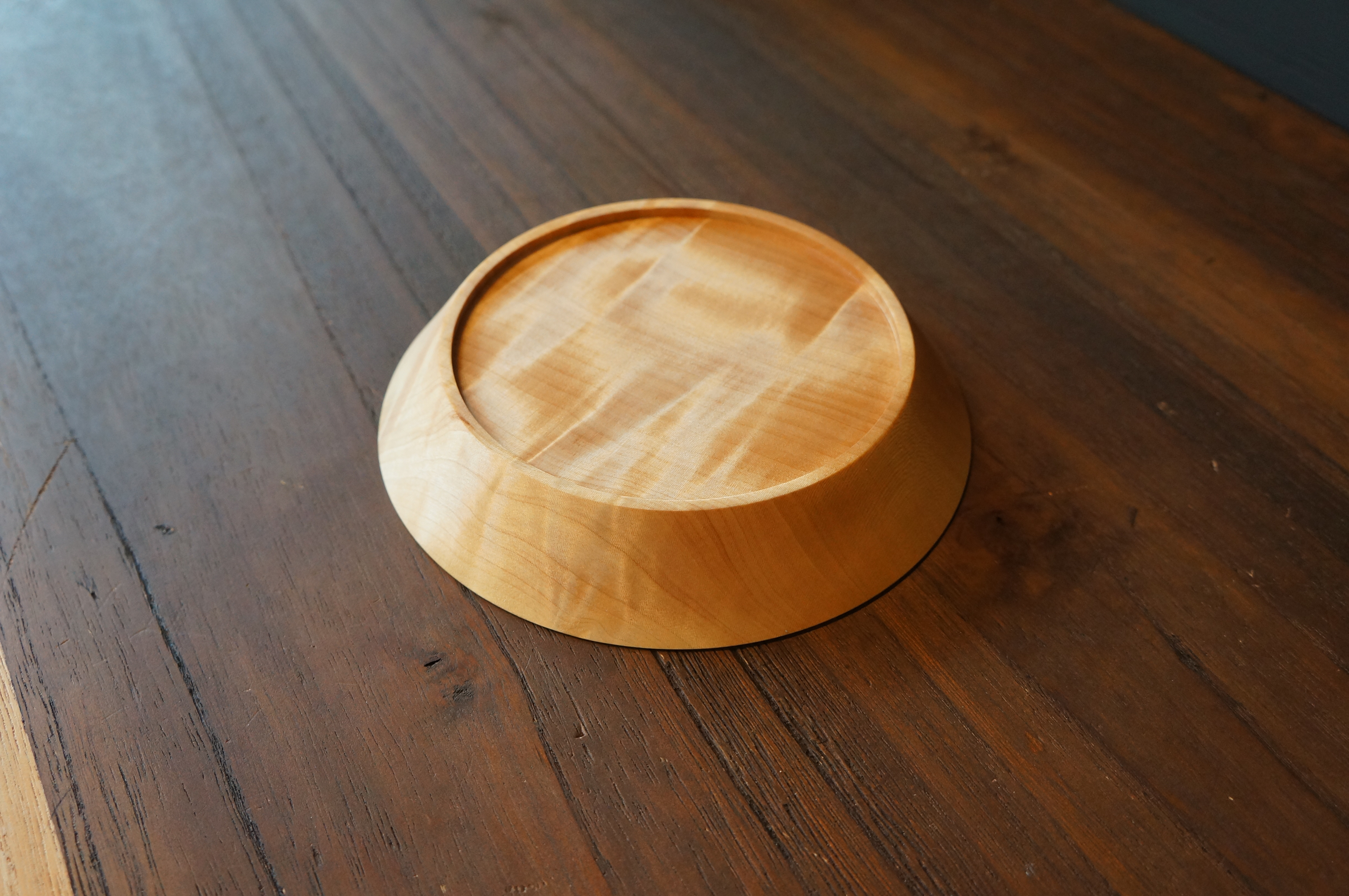 集う日には特別感のある天然木の取り皿で　シリーズ＃１【木　皿　木製　食器】＃007　トチ
