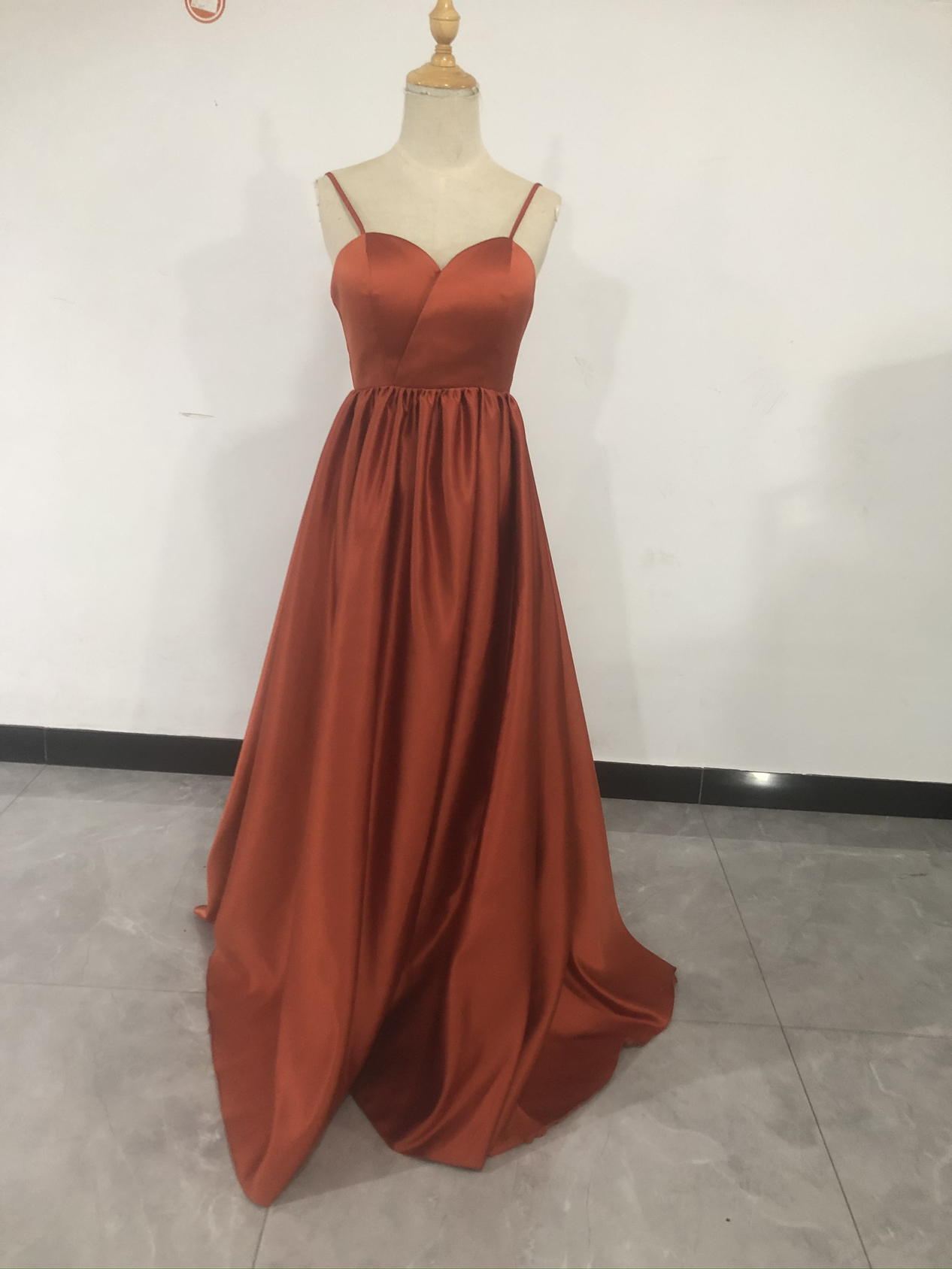 優雅なシルエット カラードレス テラコッタ色 妊婦 披露宴/ 二次会 ストレッチ
