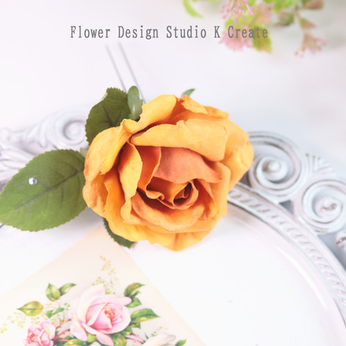 華やか☆オレンジの薔薇と葉っぱの髪飾り バラ フローレス 髪飾り