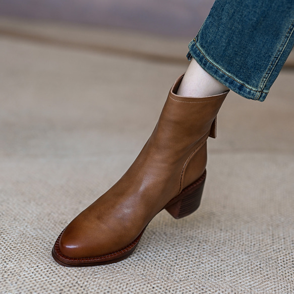 脚をキレイに魅せるフォルムショートブーツ。痛くない 滑らない 3e おでかけ 普段使い 外反拇趾 甲高 幅広 痛くない 5枚目の画像