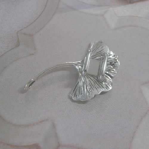 帯留め 帯留 銀杏 いちょう イチョウ 秋 アンティークシルバー