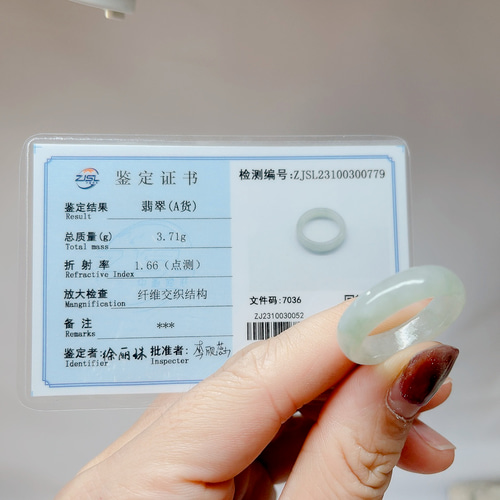 天然本翡翠保証‼️