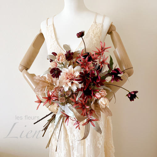 ウェディングブーケ ブーケトニア 赤 ピンク ゴールド ウェディングブーケ ブートニア付き 造花 ダリア 赤系 オレンジ