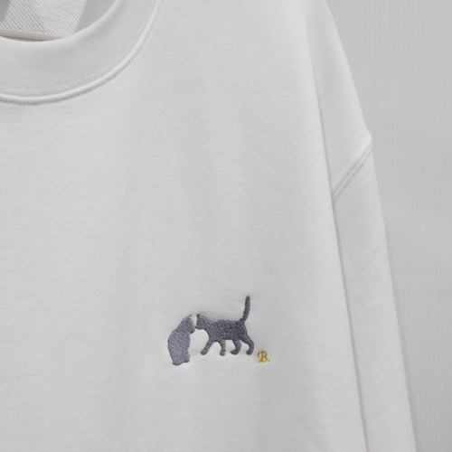 猫の鼻ちょん刺繍入りクールネックスウェット　10.0オンス　男女兼用　誕生日プレゼント　クリスマス　お揃い 猫の鼻ちょん刺繍入りスウェット 10.0オンス クールネック