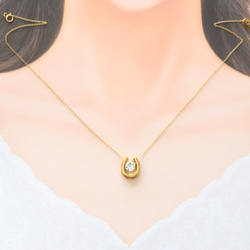 2026午年【限定数のみ】宝石質　ホワイトトパーズ　コンケーブカット　馬蹄チャーム　14KGFネックレス40㎝ 9枚目の画像