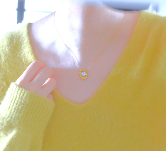 2026午年【限定数のみ】宝石質　ホワイトトパーズ　コンケーブカット　馬蹄チャーム　14KGFネックレス40㎝ 8枚目の画像