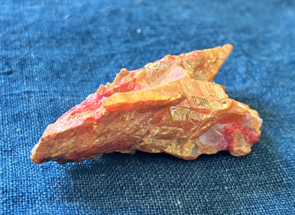 Orpiment オーピメント 石黄/雄黄原石　標本ケース付き 18枚目の画像