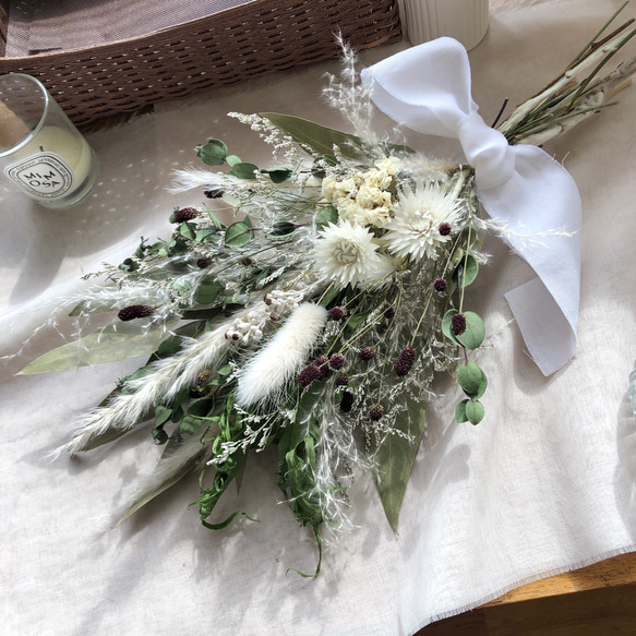 ホワイト&グリーン♡ドライフラワースワッグ ガーランド