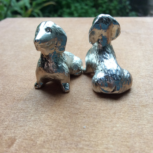 福招き お座り ダックスフンド ミニチュアダックスフンド 犬の置物 犬