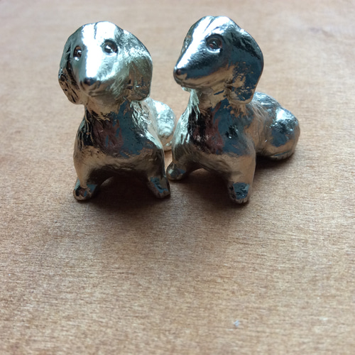 福招き お座り ダックスフンド ミニチュアダックスフンド 犬の置物 犬