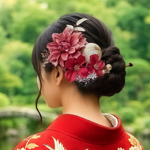 赤ダリア　和装髪飾り　振袖髪飾り　成人式髪飾り　着物髪飾り　色打掛髪飾り　結婚式 楽天市場】髪飾り 成人式 ダリア 赤 アデル 全4色 和装 白無垢