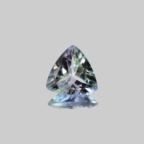 鑑別書付き 非加熱タンザナイト 0.823ct ルース トリリアント バイ 
