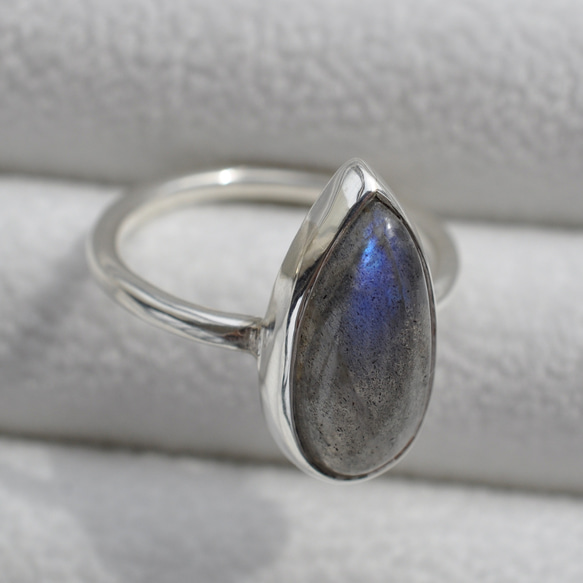 ラブラドライト　ティアドロップ カボション リング 　Labradorite　Bezel Setting ring 9枚目の画像