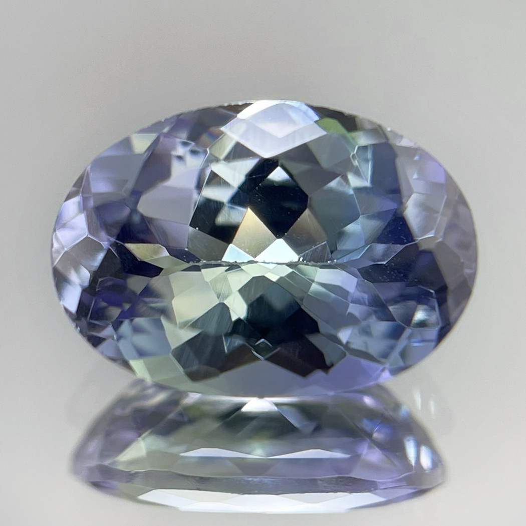 鑑別書付き 非加熱タンザナイト 2.186ct ルース オーバル バイカラー 