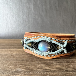 【Labradorite Macrame Leather Bracelet】ラブラドライトのマクラメレザーブレスレット 5枚目の画像