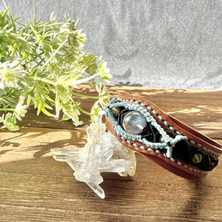 【Labradorite Macrame Leather Bracelet】ラブラドライトのマクラメレザーブレスレット 3枚目の画像