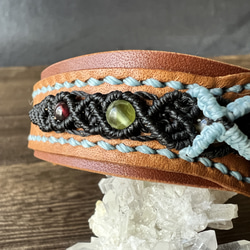 【Labradorite Macrame Leather Bracelet】ラブラドライトのマクラメレザーブレスレット 10枚目の画像