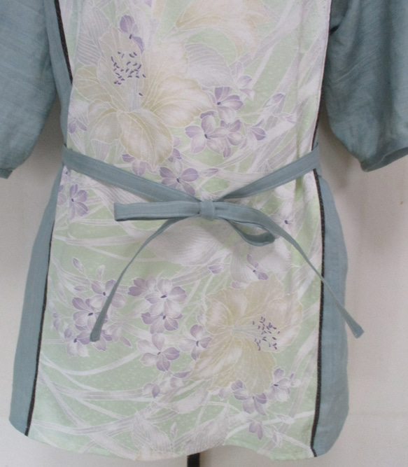 ７４４５　花柄の着物で作ったプルオーバー　#送料無料 3枚目の画像