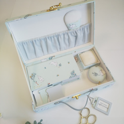 再販 トランク型お裁縫箱とカルトナージュのお裁縫道具のセット（Bunny