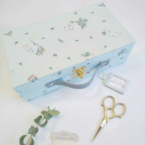 再販 トランク型お裁縫箱とカルトナージュのお裁縫道具のセット（Bunny