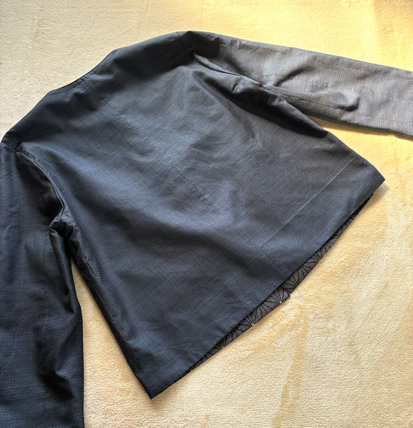 大島紬のノーカラージャケット　リバーシブル　麻の葉×亀甲　着物リメイク 10枚目の画像