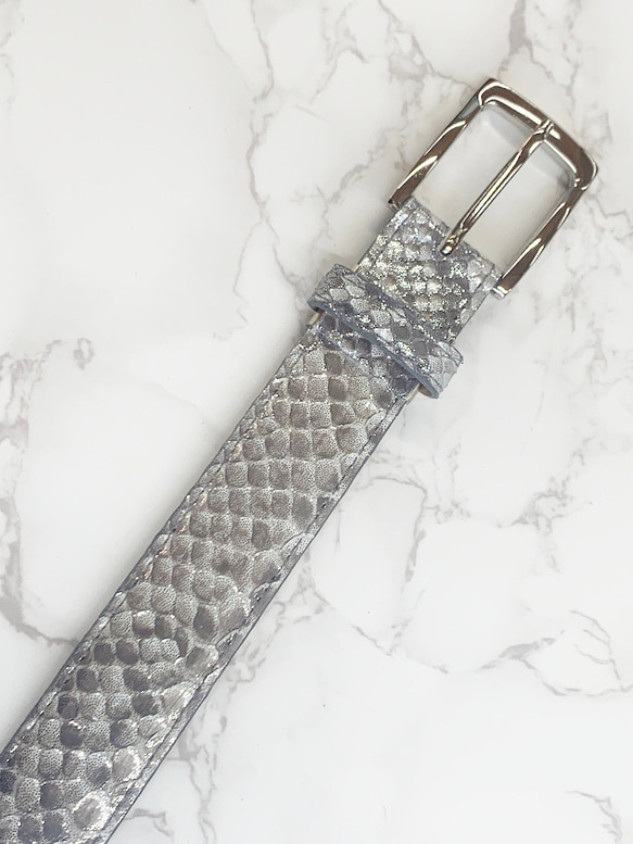 日本製　パイソン　上質　ベルト　Lサイズ　蛇革　ダイヤモンドパイソン　エキゾチックレザー 4枚目の画像