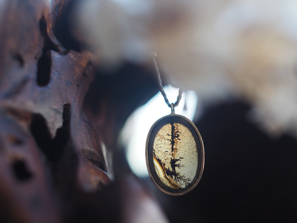 dendritic agate brass necklace (kinpuu) 1枚目の画像