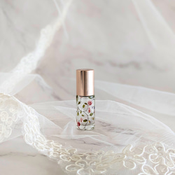 ROSE ROUGE 香水 ダイヤモンド型ボトル アトマイザー付き ROSE ROUGE 香水 ダイヤモンド型ボトル アトマイザー付き ROSE ROUGE