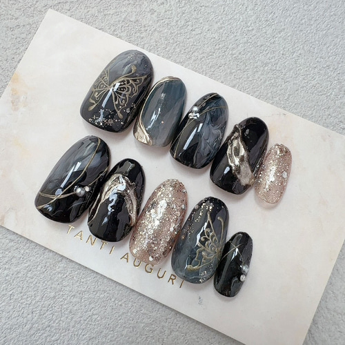 蝶々 ネイルチップ 黒 バタフライ 立体 漆黒 ブラック 濃い色 蝶  