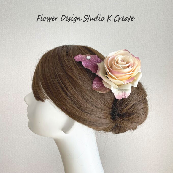 エクリュモーブの薔薇の髪飾り　バラ　エクリュ　モーブ　グレー　薔薇　髪飾り　ダンス　フラメンコ　ライトストーン　フローレ 2枚目の画像