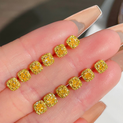 イエローダイヤモンドピアス0.266ct k18 ピアス（スタッド・一粒