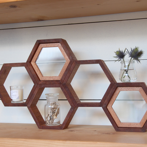 蜂の巣の飾り棚 ミツバチ beehive display shelf その他インテリア雑貨