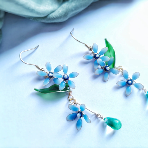 パステルブルーが可愛い♡ブルースターのピアス/イヤリング イヤリング