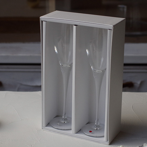 Creema限定】ラッピング無料／ハートラインストーン／シャンパングラス  