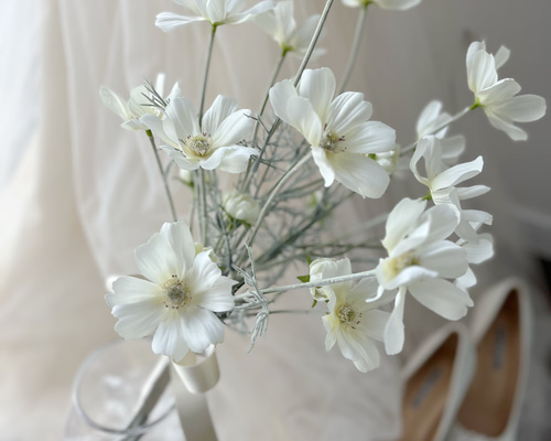 コスモス アーティフィシャルフラワー ウエディングブーケ 造花 白