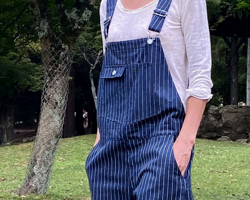男女兼用・上級岡山産ストライプデニムオーバーオール/上質な生地を