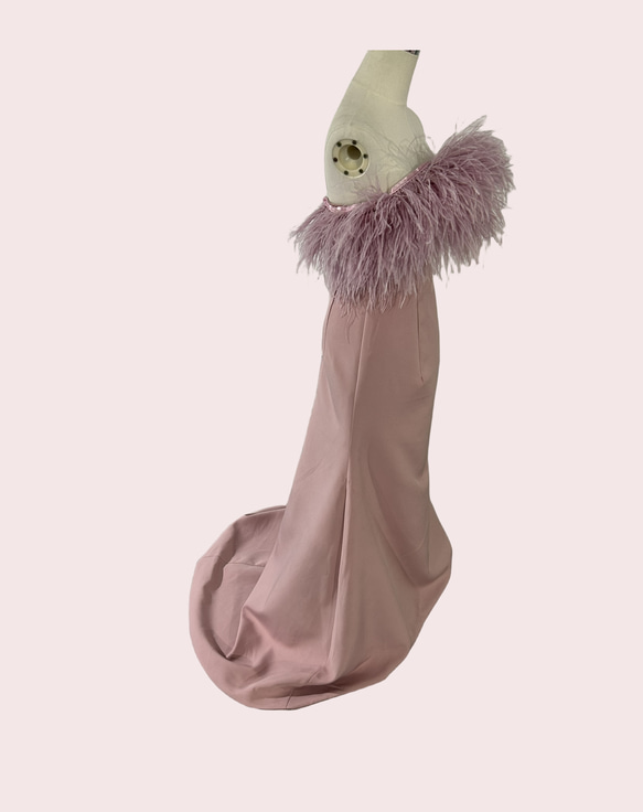 フェザードレス  ベアトップ  薄ピンク  クレープ生地  ミニトレーン  ソフトマーメイドライン  プリンセスライン 2枚目の画像