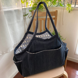 小型犬用キャリーバッグ (Mサイズ) 飛び出し防止リード付き トート