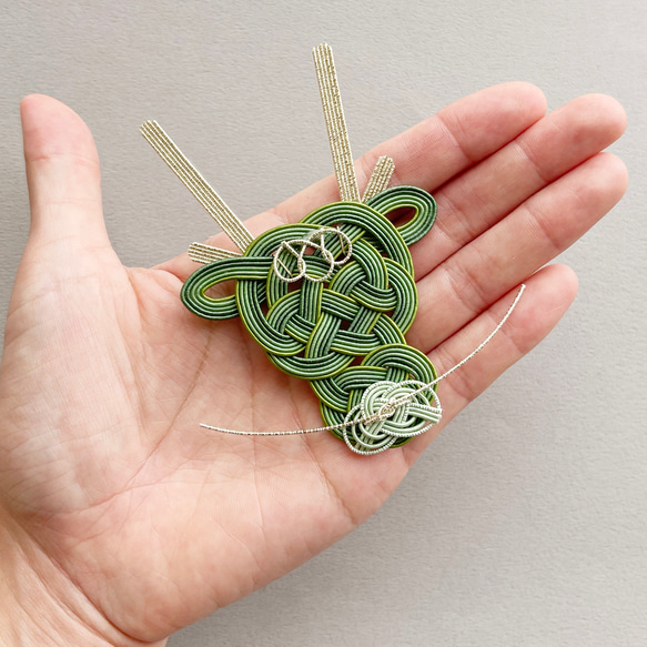 水引　水引パーツ 水引パーツ 辰（若草） その他素材 水引工作所 通販 16780825｜Creema