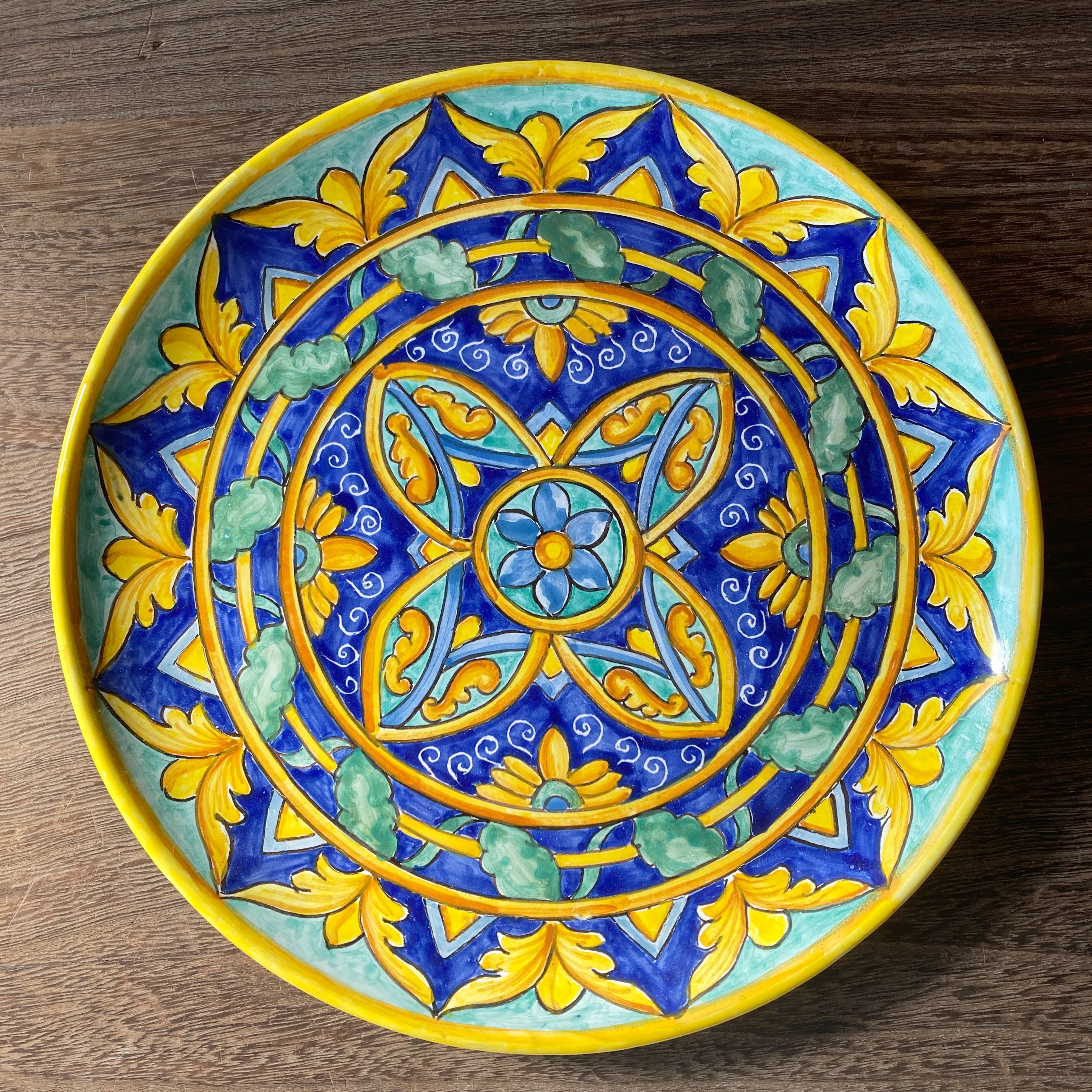 絵皿 飾り皿 26cm GEO11マヨリカ焼き イタリア陶器 大皿
