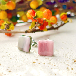 square glass pierce〜lite pink green〜 1枚目の画像