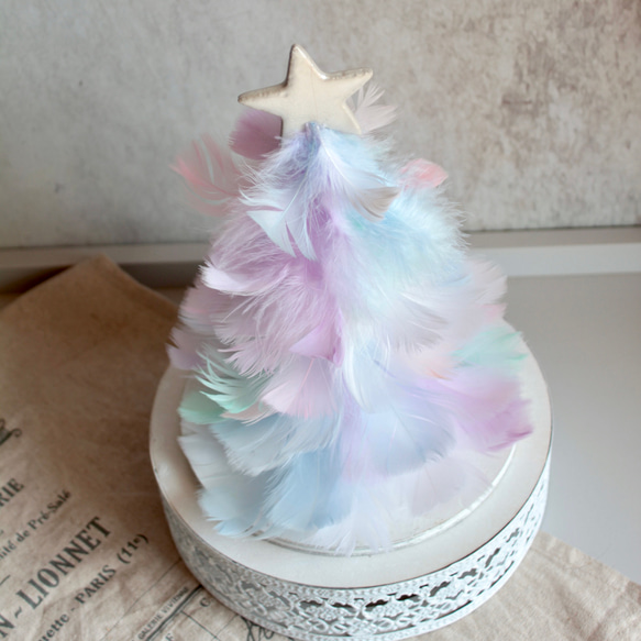 夢色レインボーフェザーのクリスマスツリーのアレンジ【台座別売り】 10枚目の画像