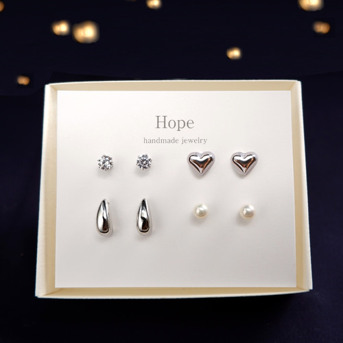 【新品未使用】APROSIO & CO ピアス 2点セット 巾着付き モアサナイト K10 「シズク」 ピアス