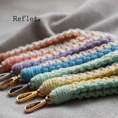 受注制】バイカラースマホハンドストラップ 携帯ストラップ Reflet