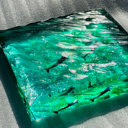 インテリアアートブロック ラージ エメラルドグリーンの海とペアイルカ