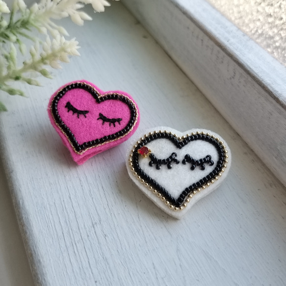 2個セット☆おすましハート*ビーズ刺繍ブローチ 3枚目の画像