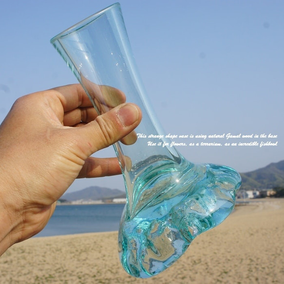 吹きガラスと天然木のオブジェV25 一輪挿し 花瓶 フラワーポット バリ島 アジアン雑貨 流木ガラス ブルー 8枚目の画像